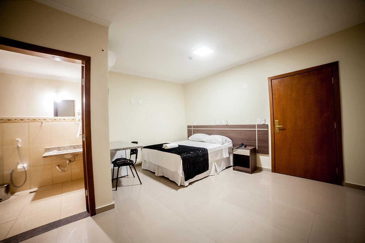 Apoema Hotel Cuiabá Exteriör bild